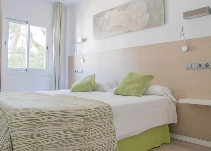 Houm Plaza Son Rigo 4*