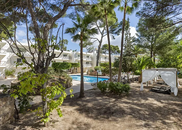 Houm Plaza Son Rigo Apartahotel 4*