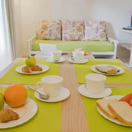 Houm Plaza Son Rigo Aparthotel