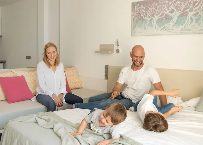 Houm Plaza Son Rigo Апарт-отель 4*